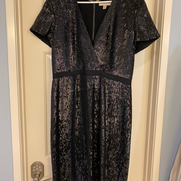 Burberry Sequin Cross Over Dress - Picture 5 of 5